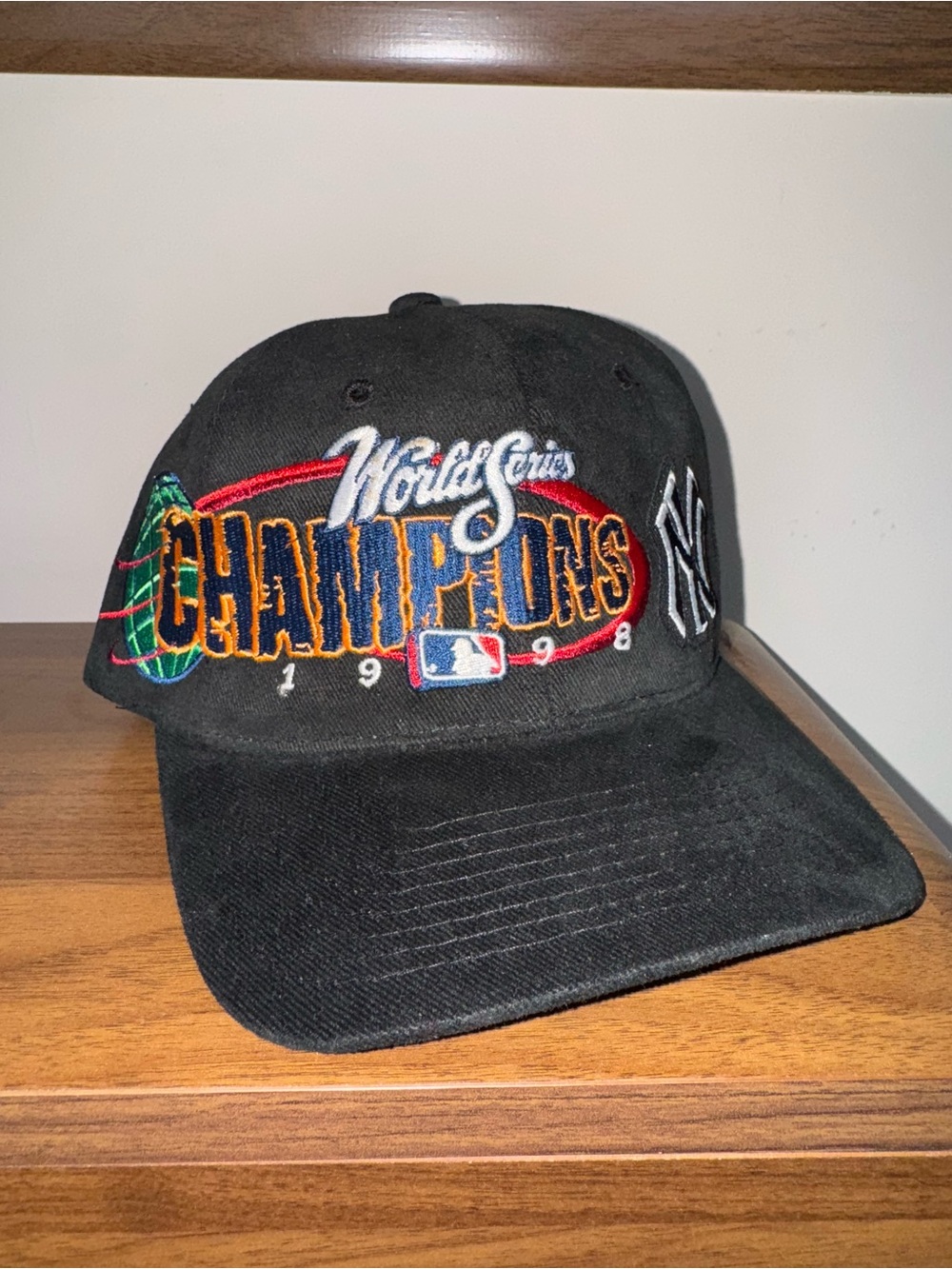 Vintage 1998 Yankees World Series Hat